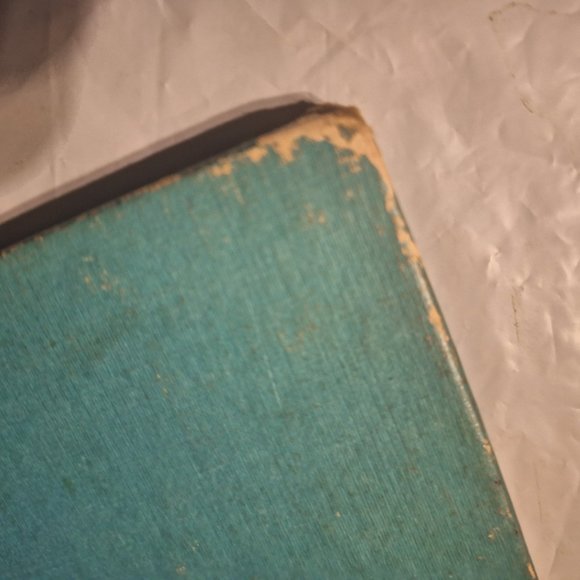 The Nose Book - Picture 5 of 11